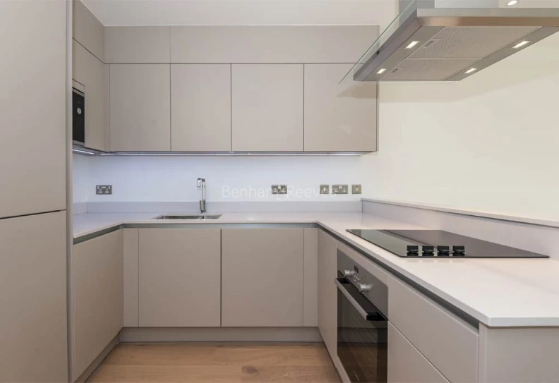 Kitchen view of Blackwall Reach images 1