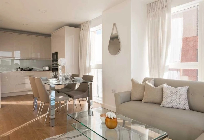 Reception view of Colindale Gardens images 2