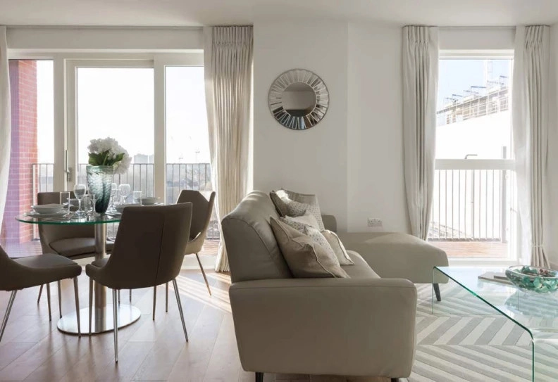 Reception view of Colindale Gardens images 5
