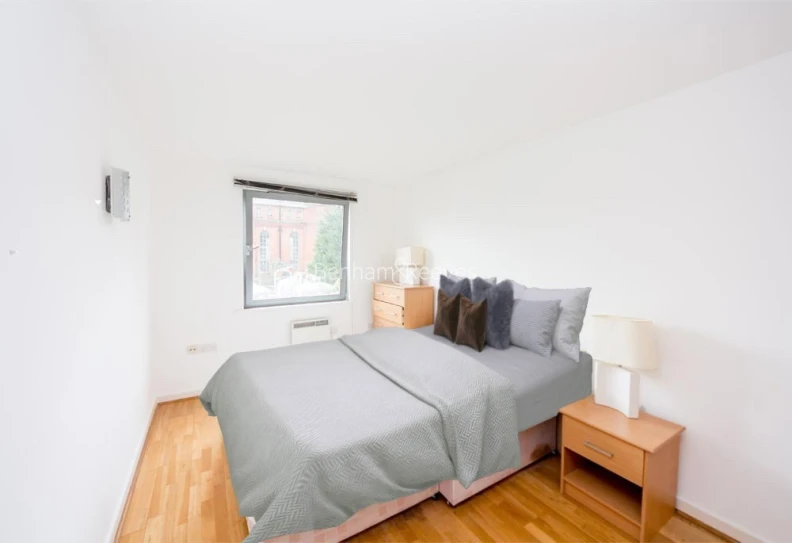 Bedroom view of Deals Gateway images 1