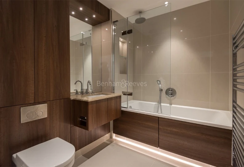 Bathroom view of Dickens Yard images 1
