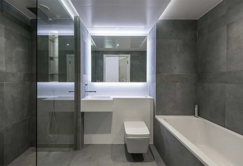 Bathroom view of Dollar Bay images 1