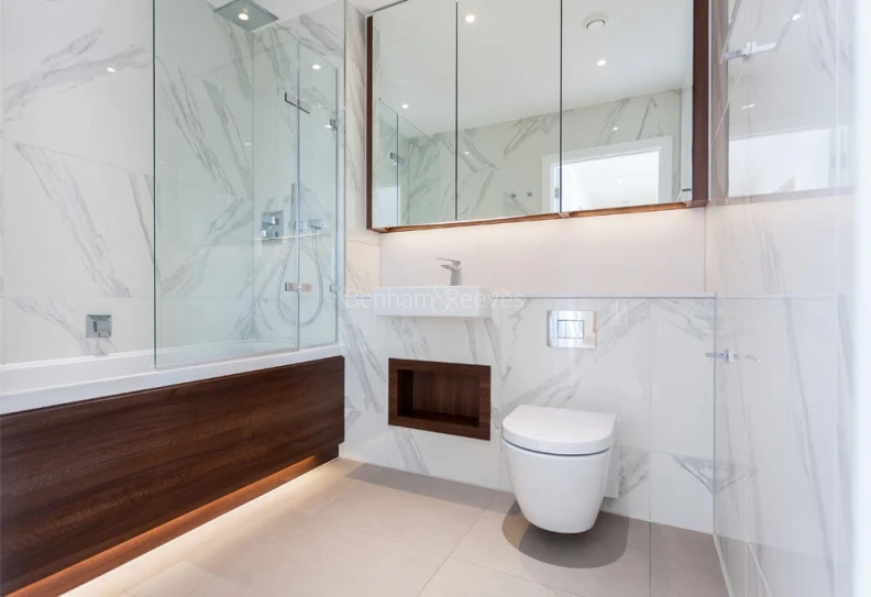 Bathroom view of Fulham Riverside images 3