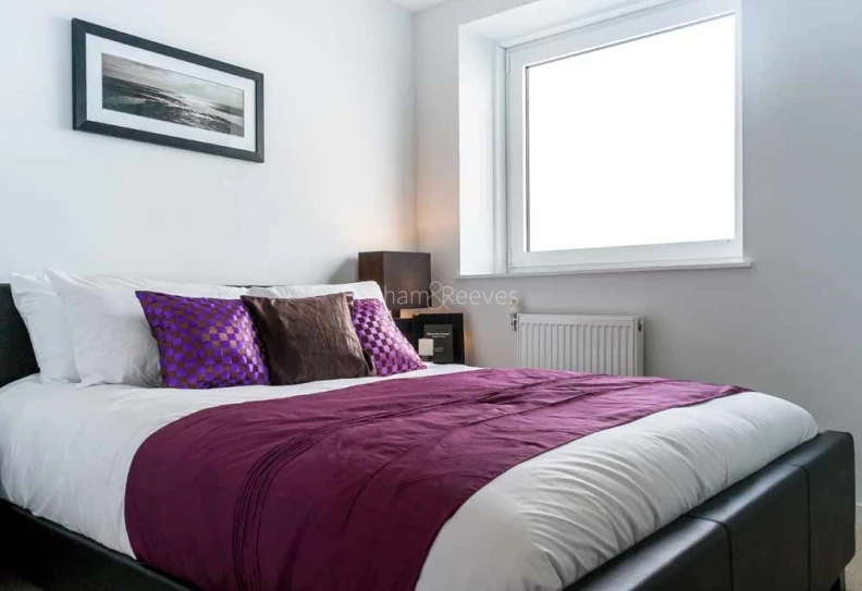 Bedroom view of Greenwich Square images 1