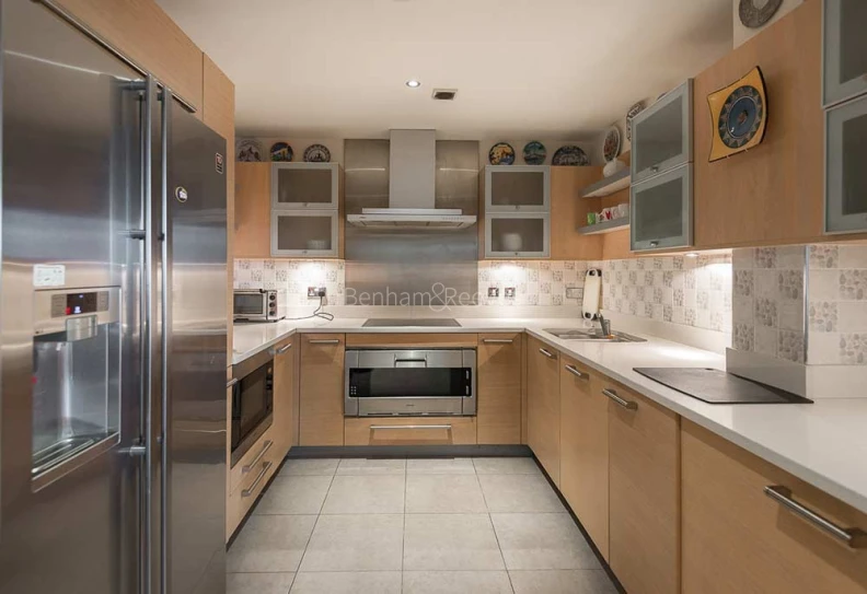 Kitchen view of Imperial Wharf images 2