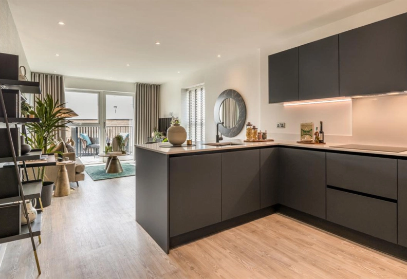 Kitchen view of Kew Bridge Rise images 2