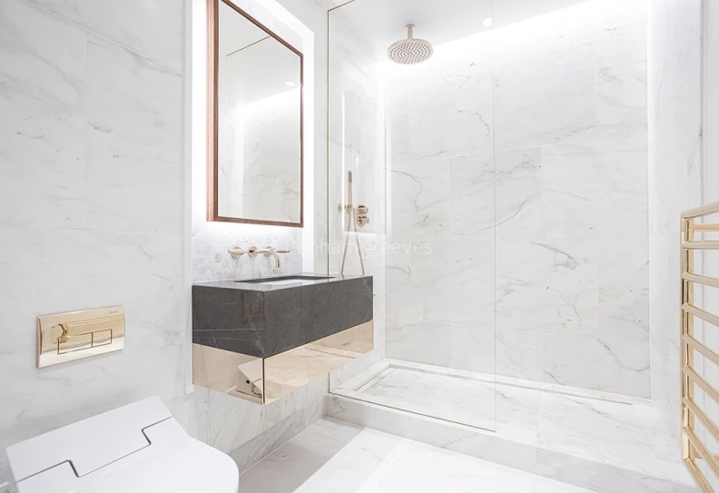 Bathroom view of Lancer Square images 4