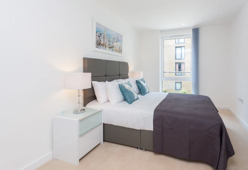 Bedroom view of Marine Wharf images 1