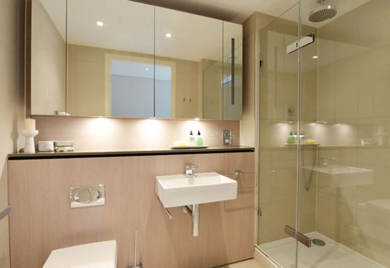 Bathroom view of Merchant Square images 1