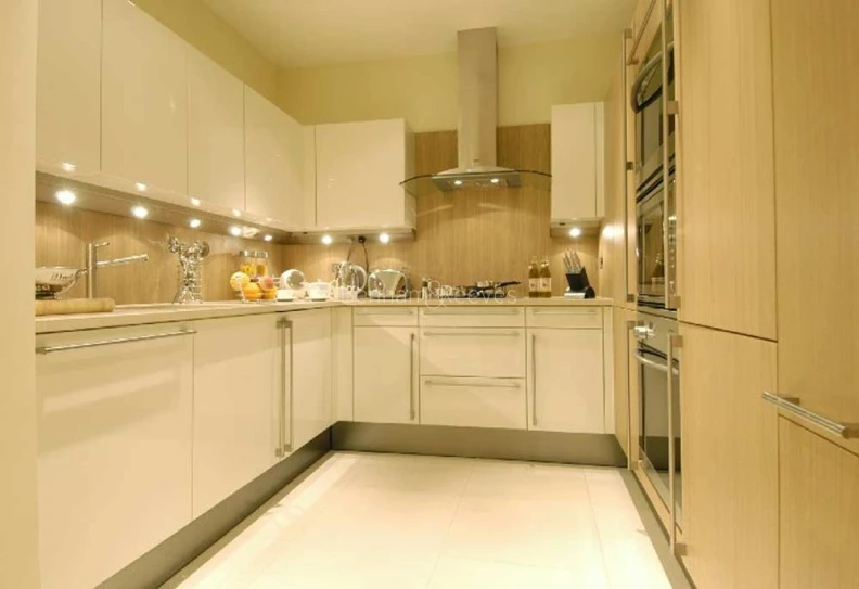 Kitchen view of One Wycombe Square images 1