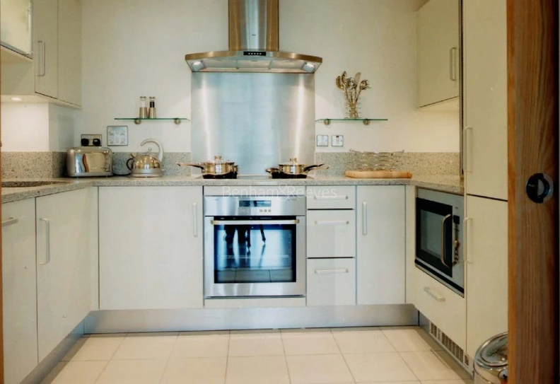 Kitchen view of Paddington Central images 1