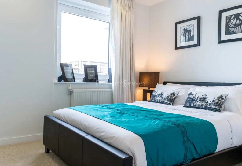 Bedroom view of Paynes & Borthwick images 1