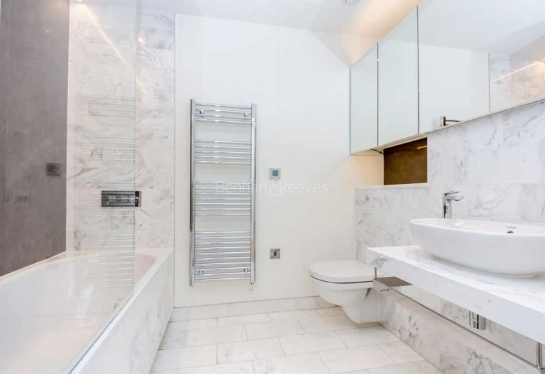 Bathroom view of Providence Wharf images 1