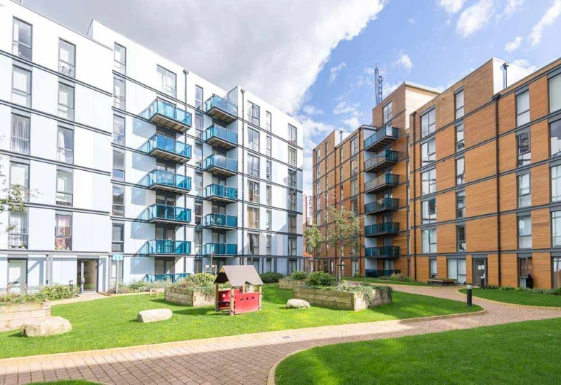 Exterior view of Pulse Image 2