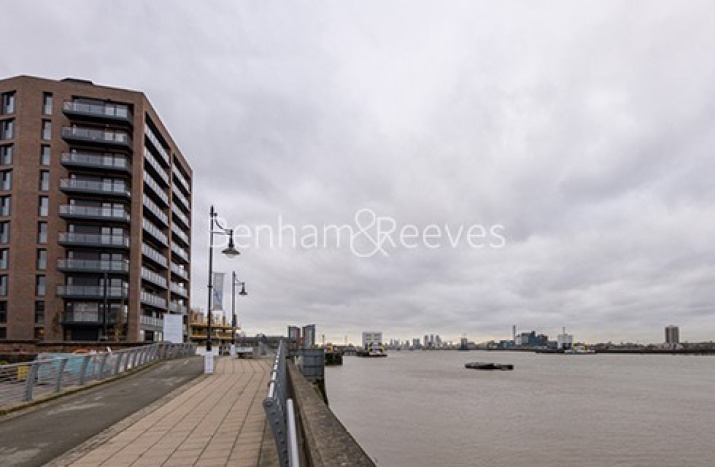Royal Arsenal Riverside amenities images 3
