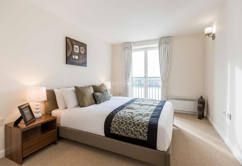 Seacon Wharf bedroom images 1