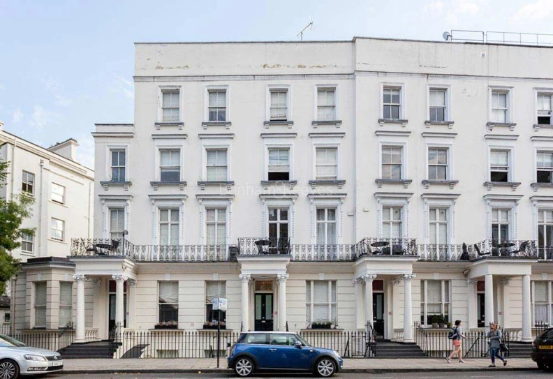 Exterior view of St Stephens Gardens Image 1