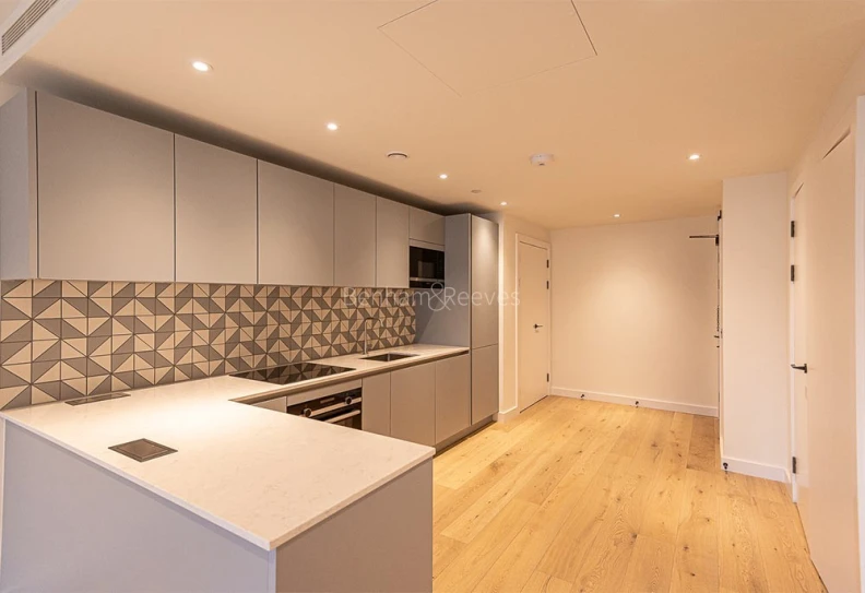 Kitchen view of The Denizen images 1