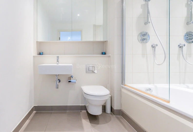 Bathroom view of The Landmark images 2