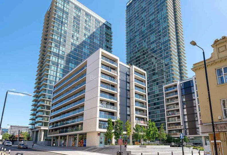 Exterior view of The Landmark Image 2