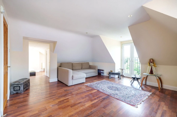 Shepherds Hill, Highgate -image 7