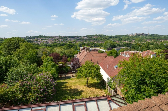 Shepherds Hill, Highgate -image 10