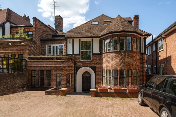 Shepherds Hill, Highgate -image 1