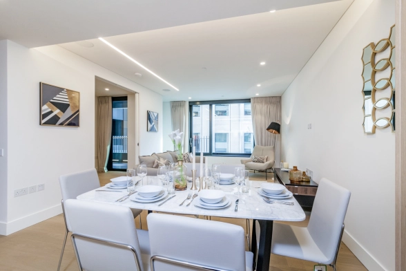 Rathbone Place, Fitzrovia -image 7