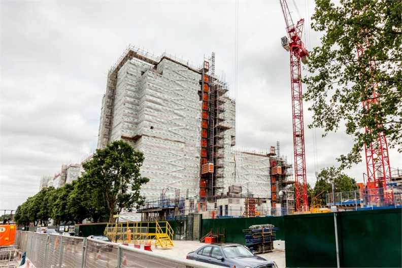 1 bedroom apartments/flats to sale in Elephant & Castle-image 1