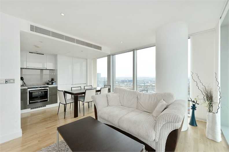2 bedrooms apartments/flats to sale in Marsh Wall, London-image 2