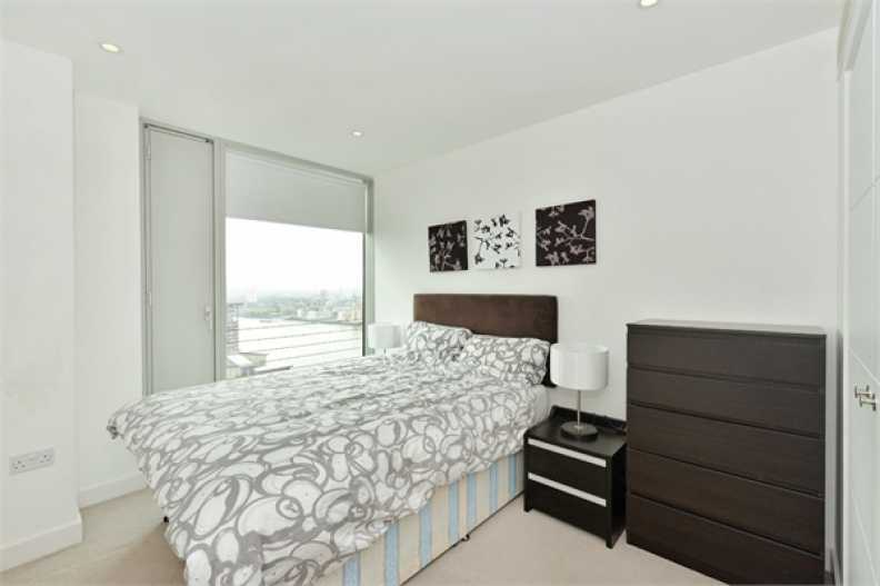 2 bedrooms apartments/flats to sale in Marsh Wall, London-image 7