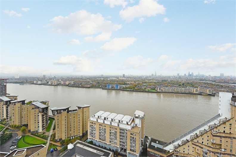 2 bedrooms apartments/flats to sale in Marsh Wall, London-image 10