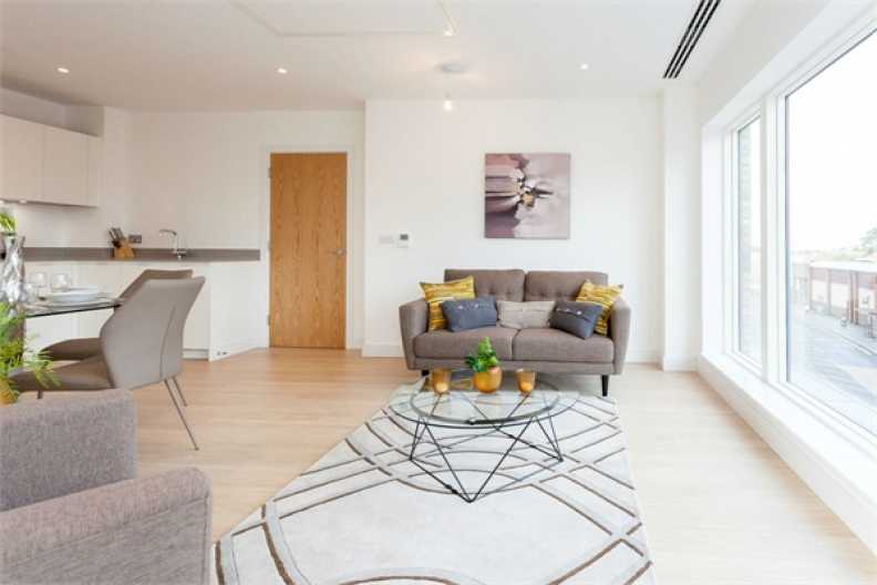 1 bedroom apartments/flats to sale in Cherry Orchard Road, Croydon-image 6