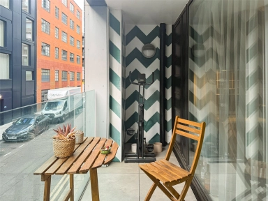 Westland Place, Old Street - N1 view 4