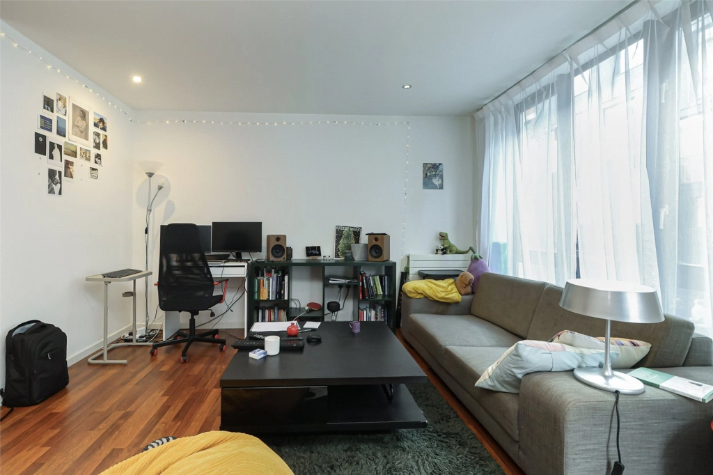 2 bedrooms apartments/flats for sale in Westland Place, Old Street - N1 view 14