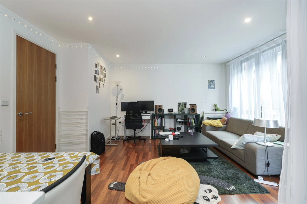 2 bedrooms apartments/flats for sale in Westland Place, Old Street - N1 view 18
