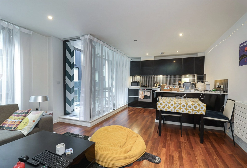 2 bedrooms apartments/flats for sale in Westland Place, Old Street - N1 view 13