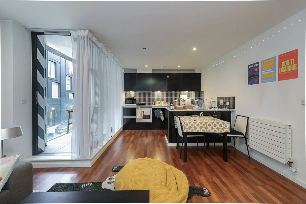 2 bedrooms apartments/flats for sale in Westland Place, Old Street - N1 view 15