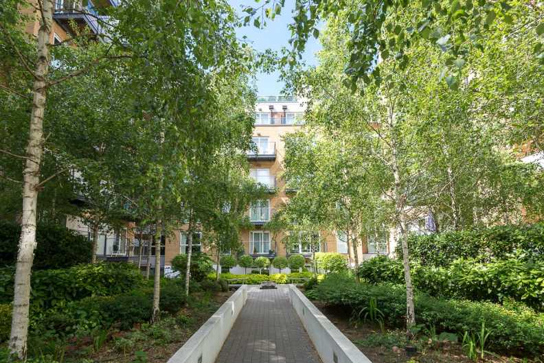 1 bedroom apartments/flats to sale in Napier House, Bromyard Avenue, Ealing-image 10