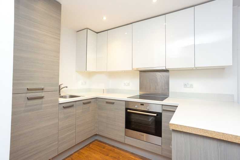 1 bedroom apartments/flats to sale in Napier House, Bromyard Avenue, Ealing-image 2