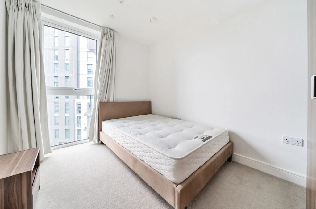 2 bedrooms apartments/flats for sale in Beadon Road, Hammersmith - W6 view 5