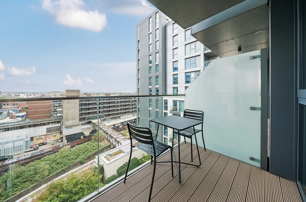 2 bedrooms apartments/flats for sale in Beadon Road, Hammersmith - W6 view 17