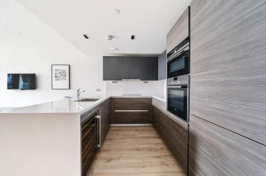 Beadon Road, Hammersmith - W6 view 3