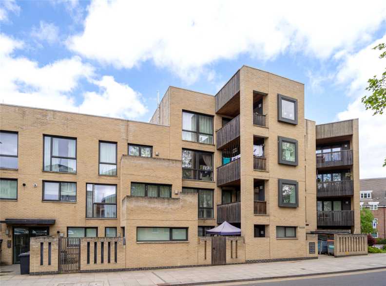 2 bedrooms apartments/flats to sale in Heath Parade, Grahame Park Way, Colindale-image 1