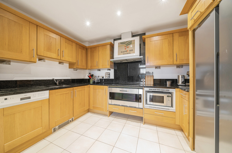 2 bedrooms apartments/flats for sale in The Boulevard, Imperial Wharf - SW6 view 3