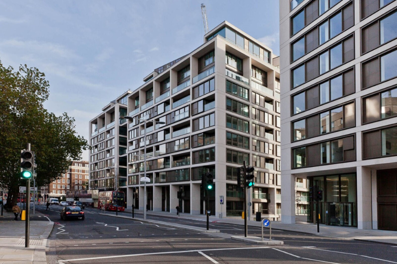 2 bedrooms apartments/flats to sale in Kensington High Street, Chelsea-image 1