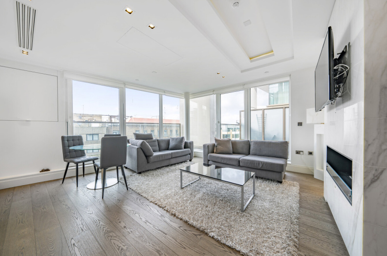 2 bedrooms apartments/flats to sale in Kensington High Street, Chelsea-image 3
