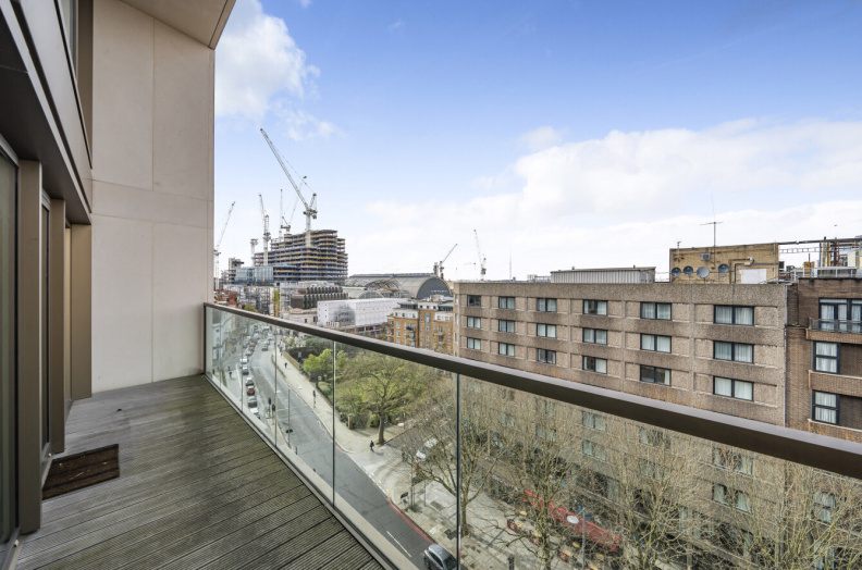 2 bedrooms apartments/flats to sale in Kensington High Street, Chelsea-image 10
