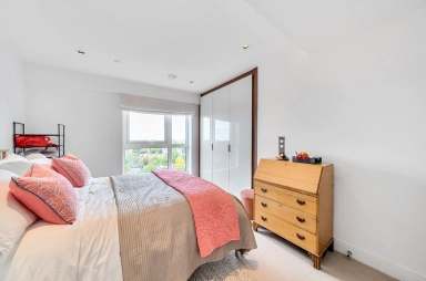 Longfield Avenue, Ealing W5 image 12