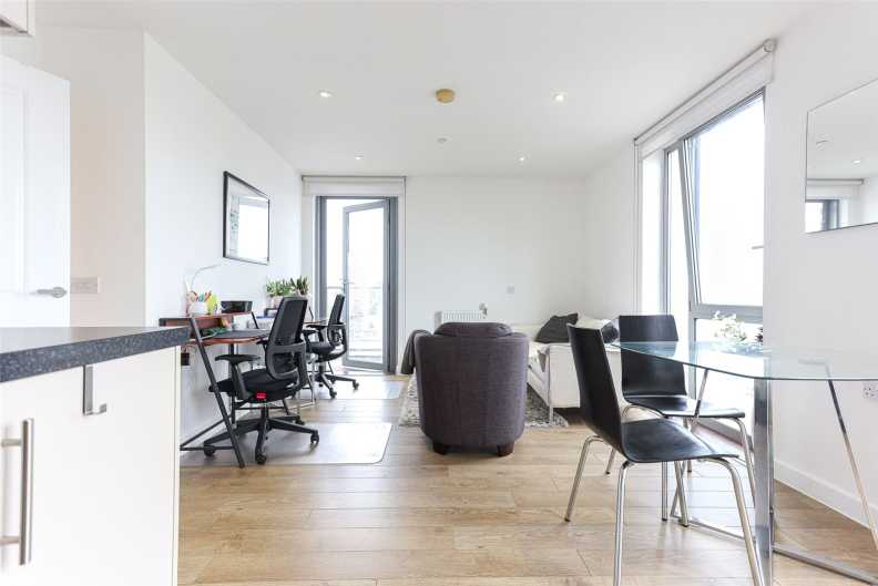 1 bedroom apartments/flats to sale in New Festival Avenue, Poplar-image 4